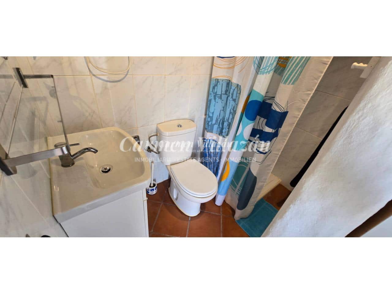 7 soveværelse Villa til salg i Antigua med swimmingpool - € 549.000 (Ref: 9607054)