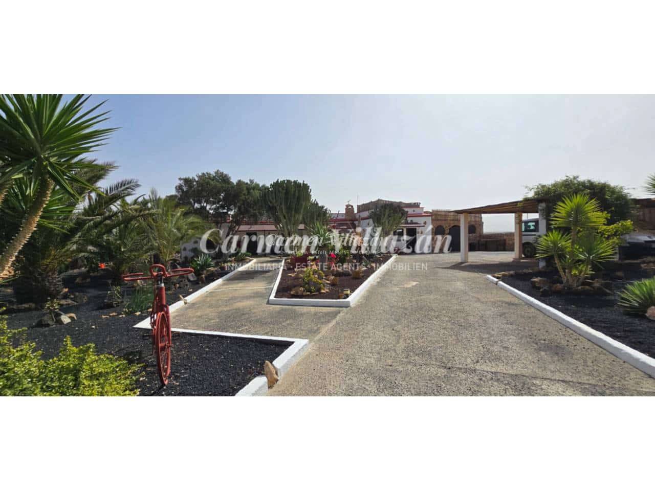 7 soveværelse Villa til salg i Antigua med swimmingpool - € 549.000 (Ref: 9607054)