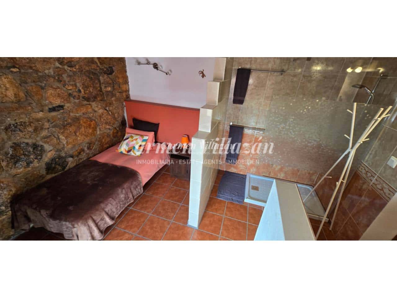 7 soveværelse Villa til salg i Antigua med swimmingpool - € 549.000 (Ref: 9607054)