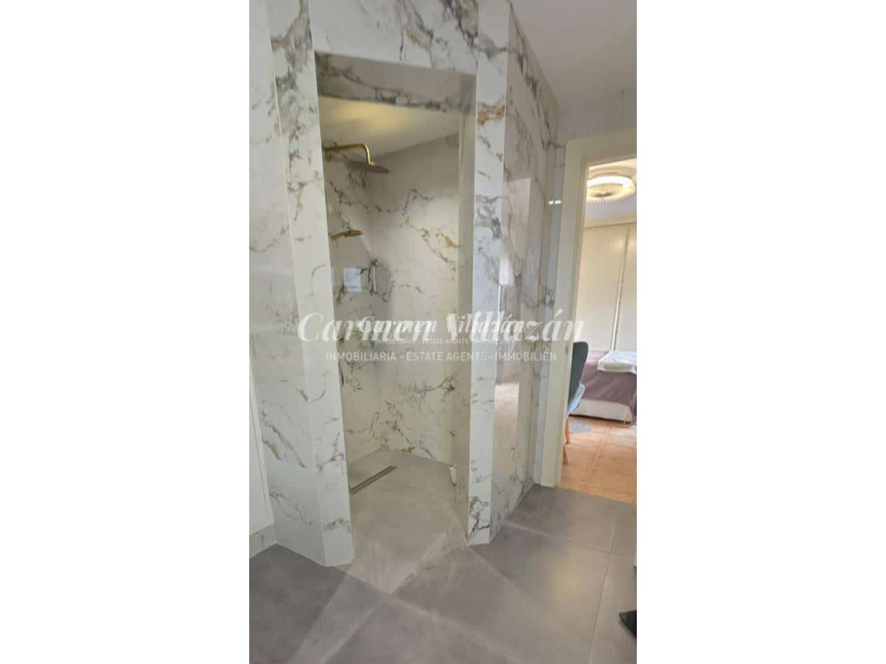 4 bedroom Villa for sale in Caleta de Fuste with pool garage - € 590,000 (Ref: 9614571)