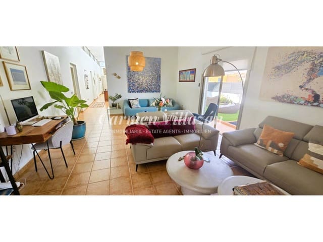 4 sypialnia Willa na sprzedaż w Caleta de Fuste, Antigua z basenem garażem - 590 000 € (Ref: 9614571)