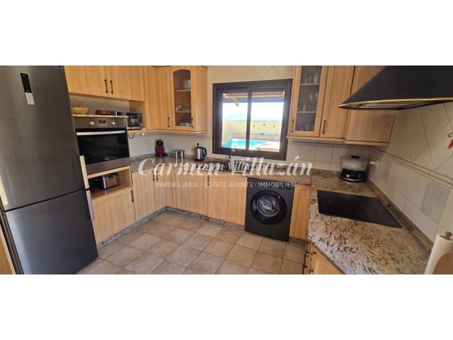 3 bedroom Villa for sale in Antigua with pool - € 335,000 (Ref: 9618596)