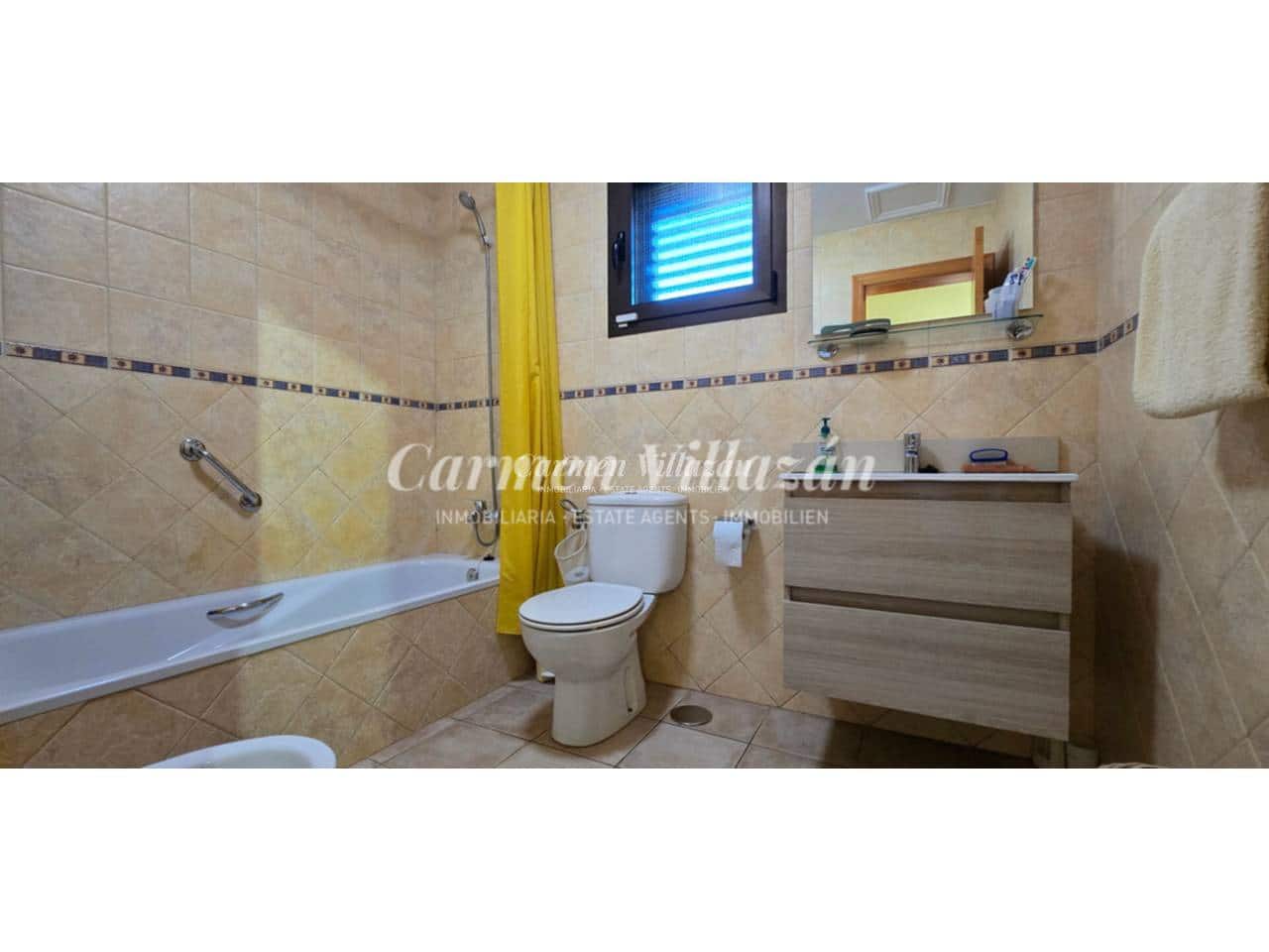 3 soveværelse Villa til salg i Antigua med swimmingpool - € 335.000 (Ref: 9618596)