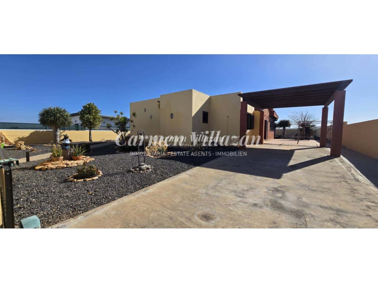 3 soveværelse Villa til salg i Antigua med swimmingpool - € 335.000 (Ref: 9618596)