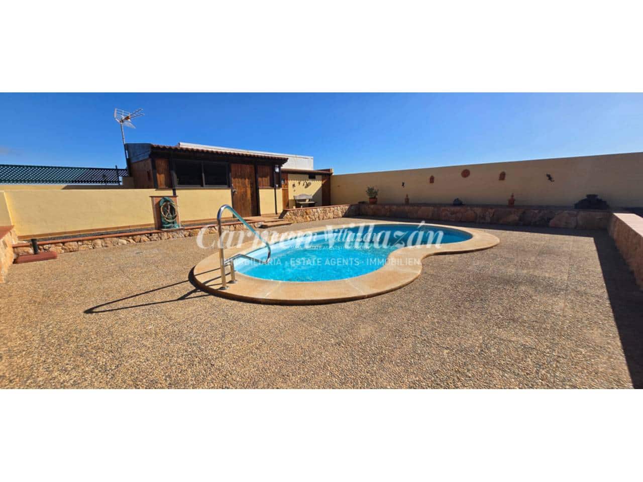 3 soveværelse Villa til salg i Antigua med swimmingpool - € 335.000 (Ref: 9618596)