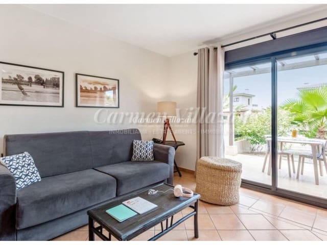Apartamento de 2 habitaciones en La Oliva en venta con piscina - 205.000 € (Ref: 9636244)