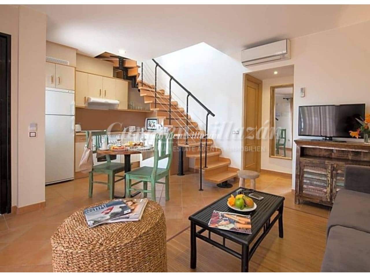 Apartamento de 2 habitaciones en La Oliva en venta con piscina - 205.000 € (Ref: 9636244)