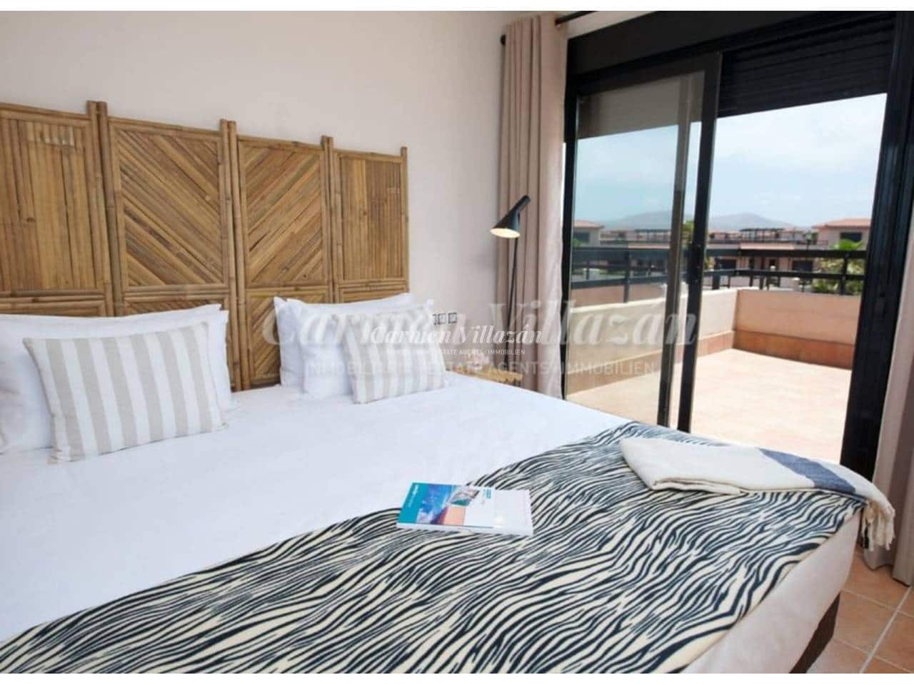 3 chambre Appartement à vendre à La Oliva avec piscine - 245 000 € (Ref: 9636245)