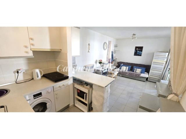 1 bedroom Apartment for sale in Caleta de Fuste, Antigua with pool - € 155,000 (Ref: 9657884)