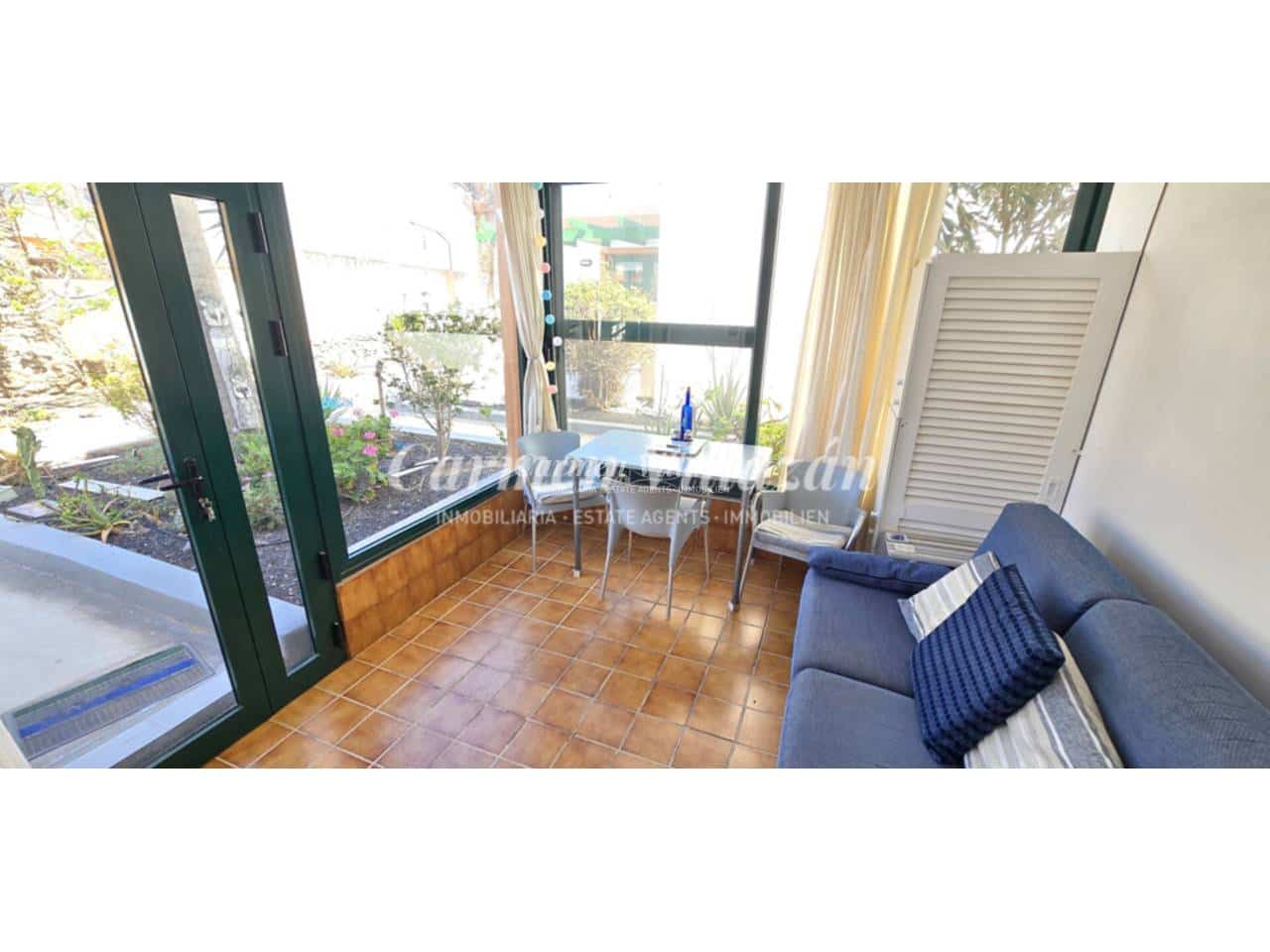 1 slaapkamer Appartement te koop in Caleta de Fuste met zwembad - € 155.000 (Ref: 9657884)