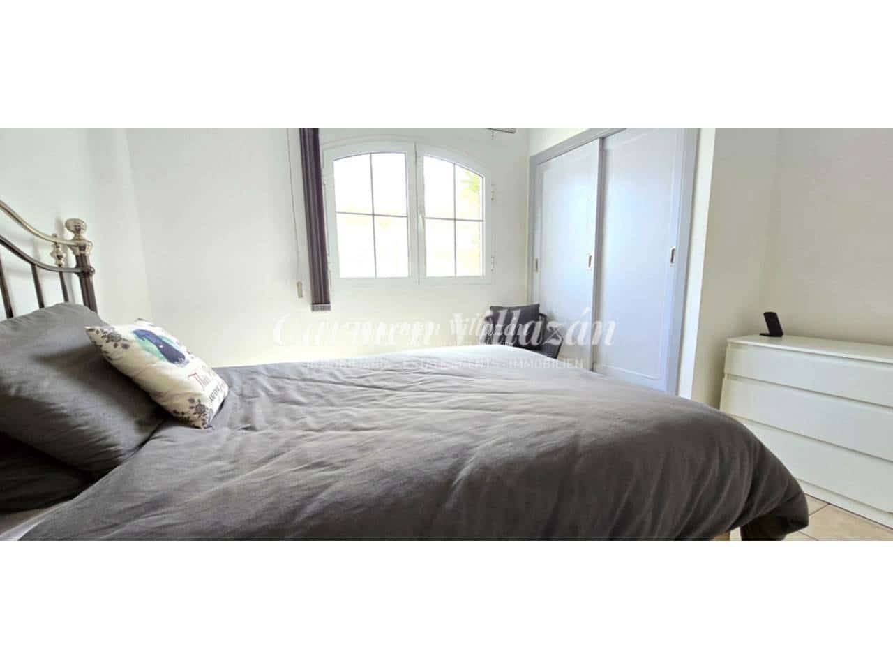 3 bedroom Villa for sale in Caleta de Fuste with pool garage - € 510,000 (Ref: 9657885)