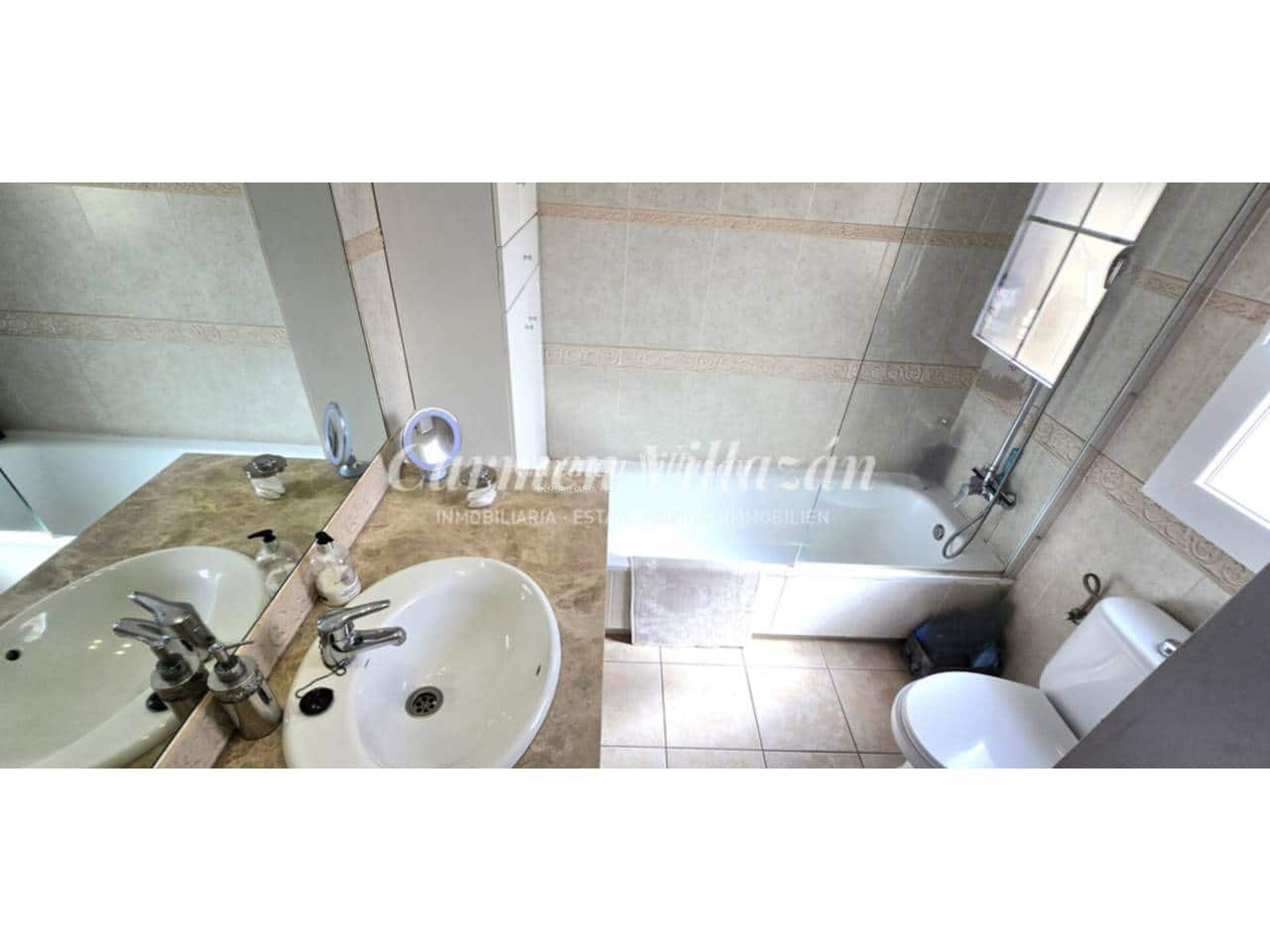 3 bedroom Villa for sale in Caleta de Fuste with pool garage - € 510,000 (Ref: 9657885)