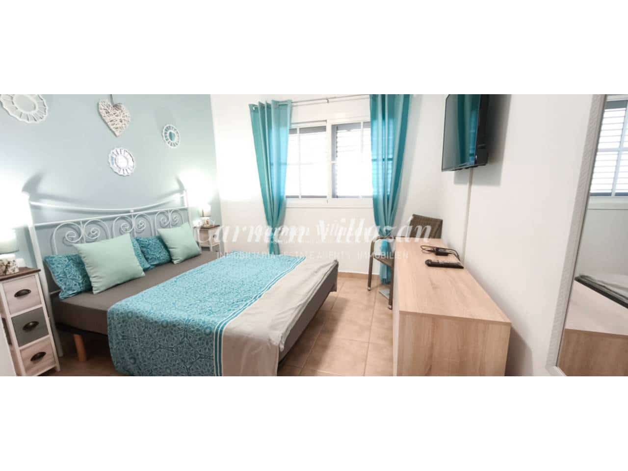 2 slaapkamer Bungalow te koop in Caleta de Fuste met zwembad - € 320.000 (Ref: 9669770)