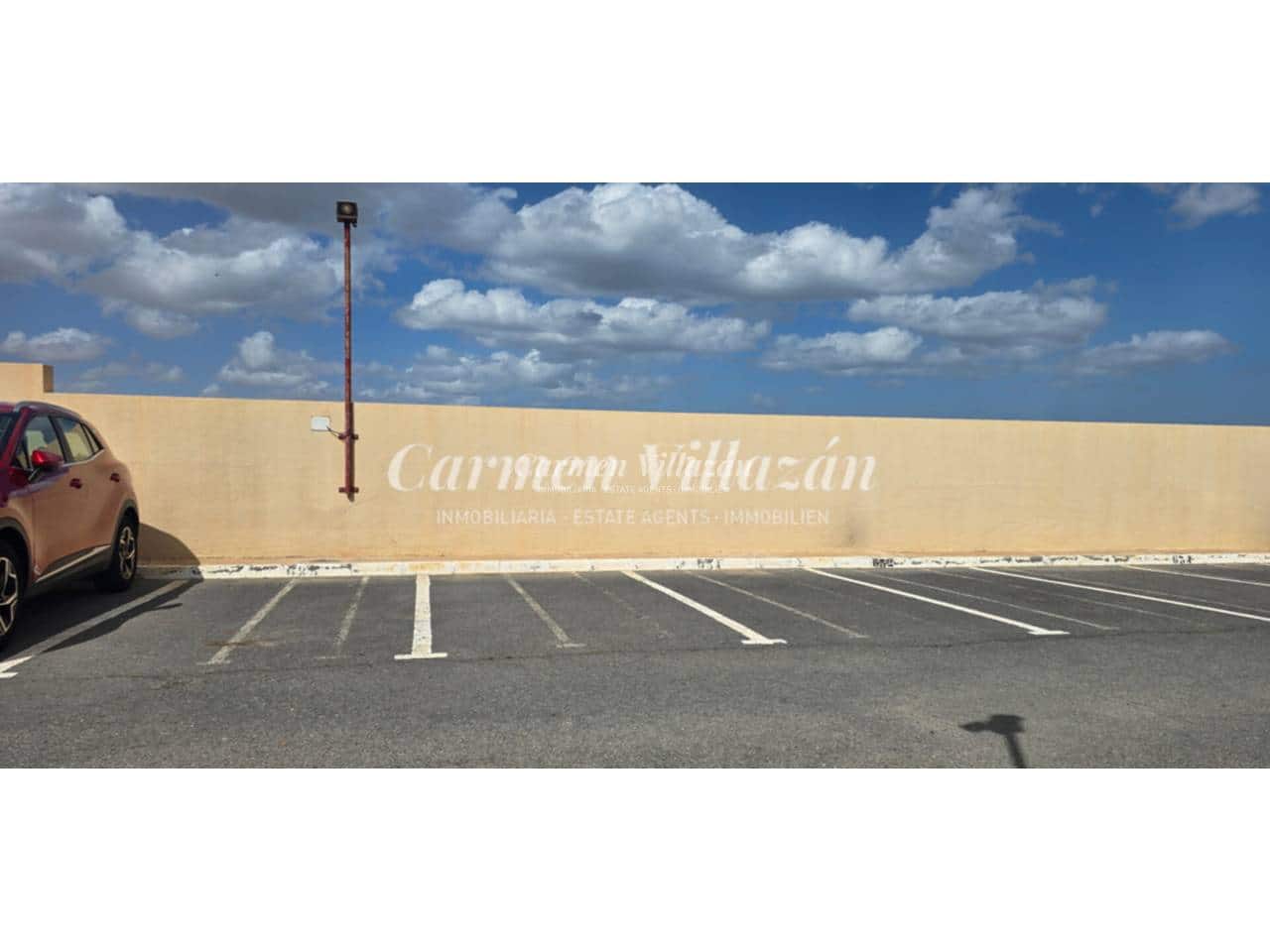 Apartamento de 1 habitación en Caleta de Fuste en venta con piscina garaje - 188.000 € (Ref: 9689928)