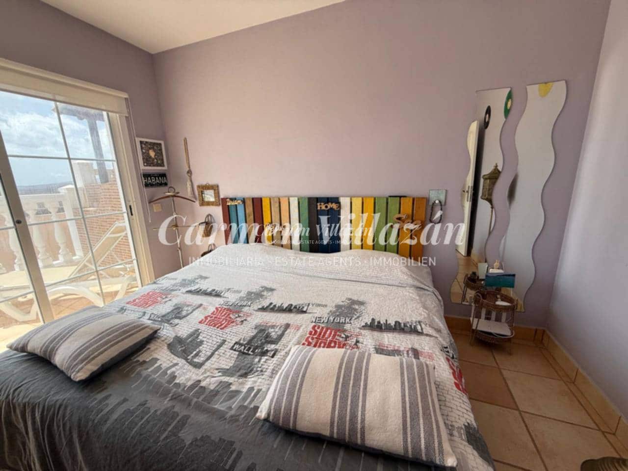 2 bedroom Apartment for sale in Caleta de Fuste - € 265,000 (Ref: 9689929)