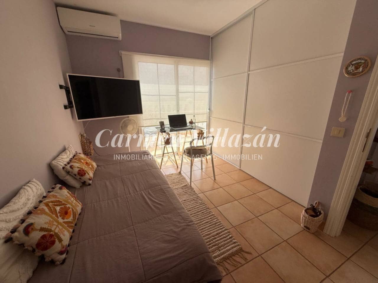 2 bedroom Apartment for sale in Caleta de Fuste - € 265,000 (Ref: 9689929)