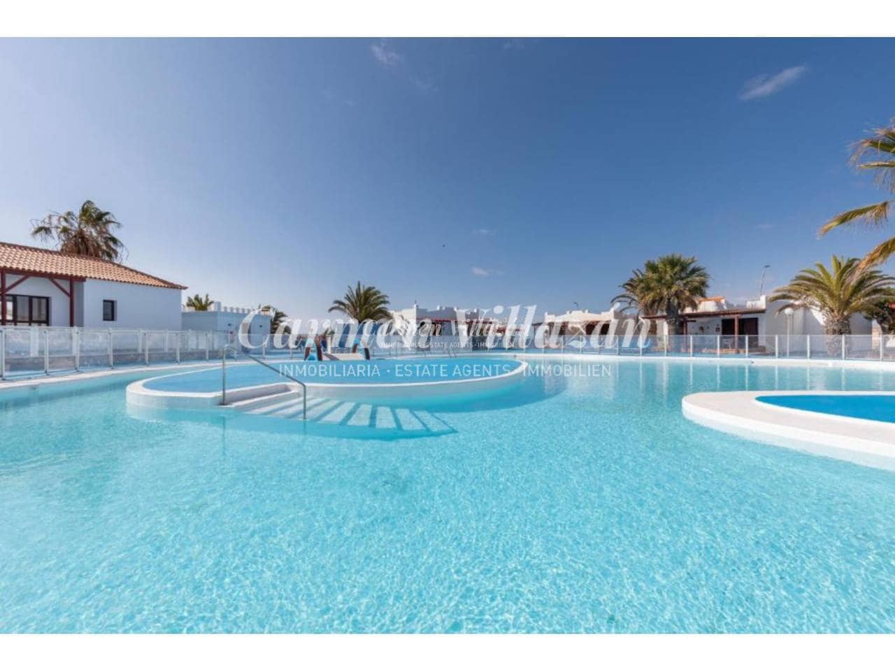 1 Zimmer Bungalow zu verkaufen in Caleta de Fuste mit Pool - 168.000 € (Ref: 9694598)