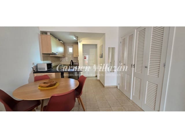 2 bedroom Apartment for sale in Caleta de Fuste, Antigua with pool garage - € 215,000 (Ref: 9731564)