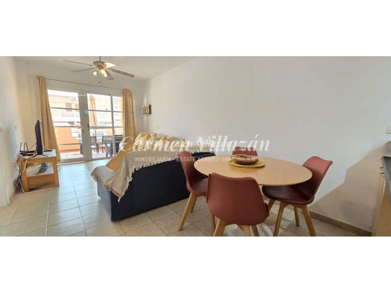 2 bedroom Apartment for sale in Caleta de Fuste with pool garage - € 215,000 (Ref: 9731564)