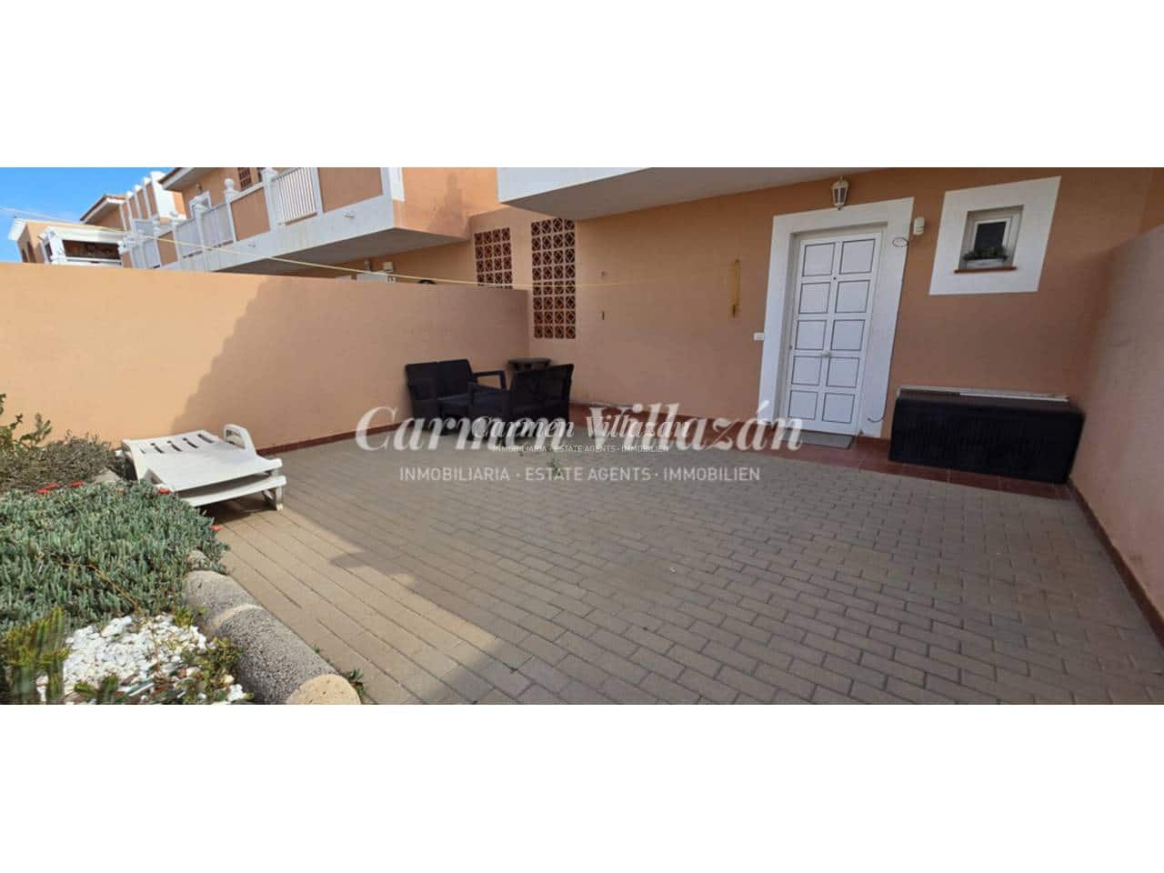 2 bedroom Apartment for sale in Caleta de Fuste with pool garage - € 215,000 (Ref: 9731564)