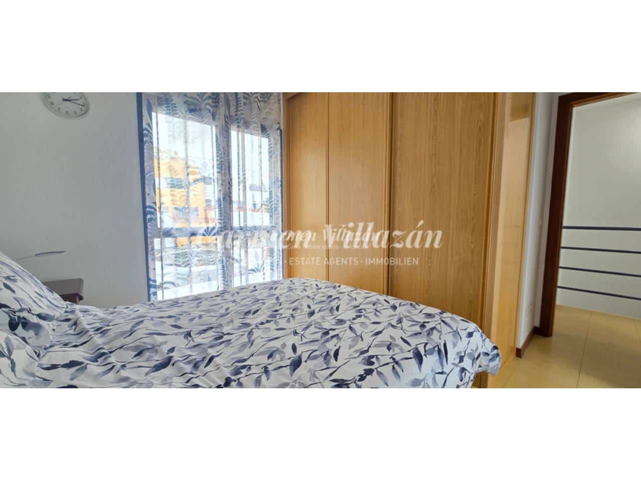 2 soverom Leilighet til salgs i Caleta de Fuste med svømmebasseng garasje - € 218 000 (Ref: 9758319)