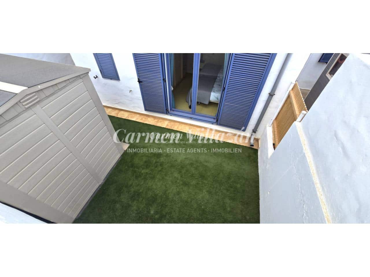 2 soverom Leilighet til salgs i Caleta de Fuste med svømmebasseng garasje - € 218 000 (Ref: 9758319)