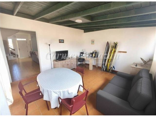 4 bedroom Semi-detached Villa for sale in Parque Holandés, La Oliva with garage - € 273,000 (Ref: 9777344)