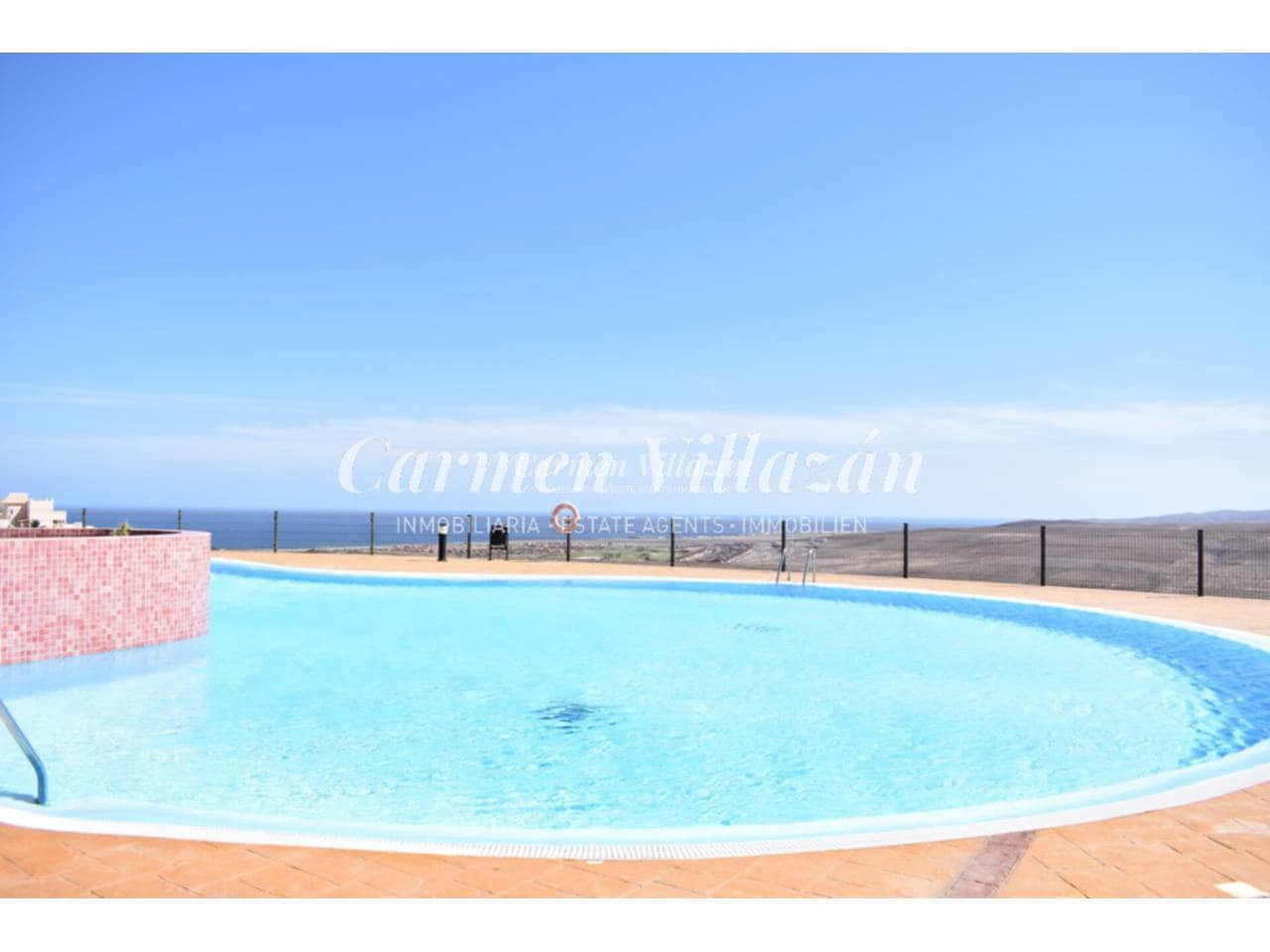 3 slaapkamer Appartement te koop in Caleta de Fuste met zwembad garage - € 300.000 (Ref: 9782913)