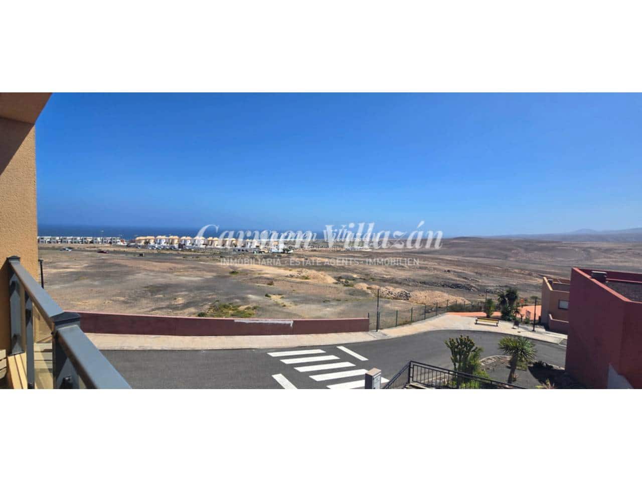 3 slaapkamer Appartement te koop in Caleta de Fuste met zwembad garage - € 300.000 (Ref: 9782913)