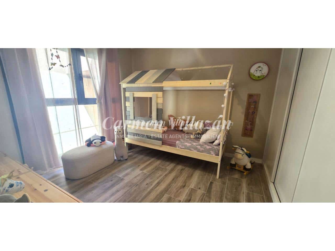 3 slaapkamer Appartement te koop in Caleta de Fuste met zwembad garage - € 300.000 (Ref: 9782913)