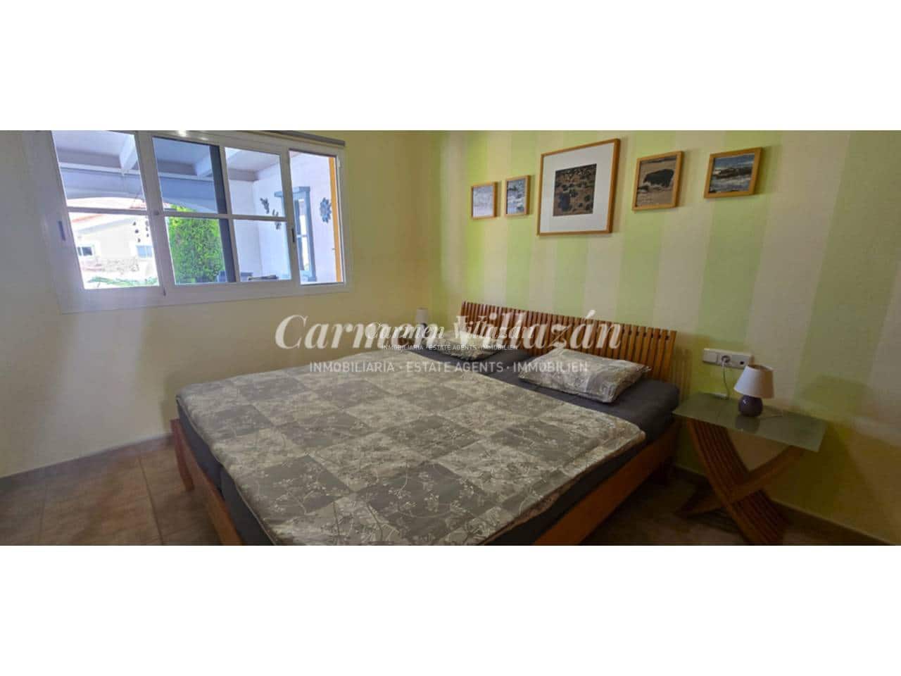 2 bedroom Bungalow for sale in Antigua with pool garage - € 287,000 (Ref: 9790039)