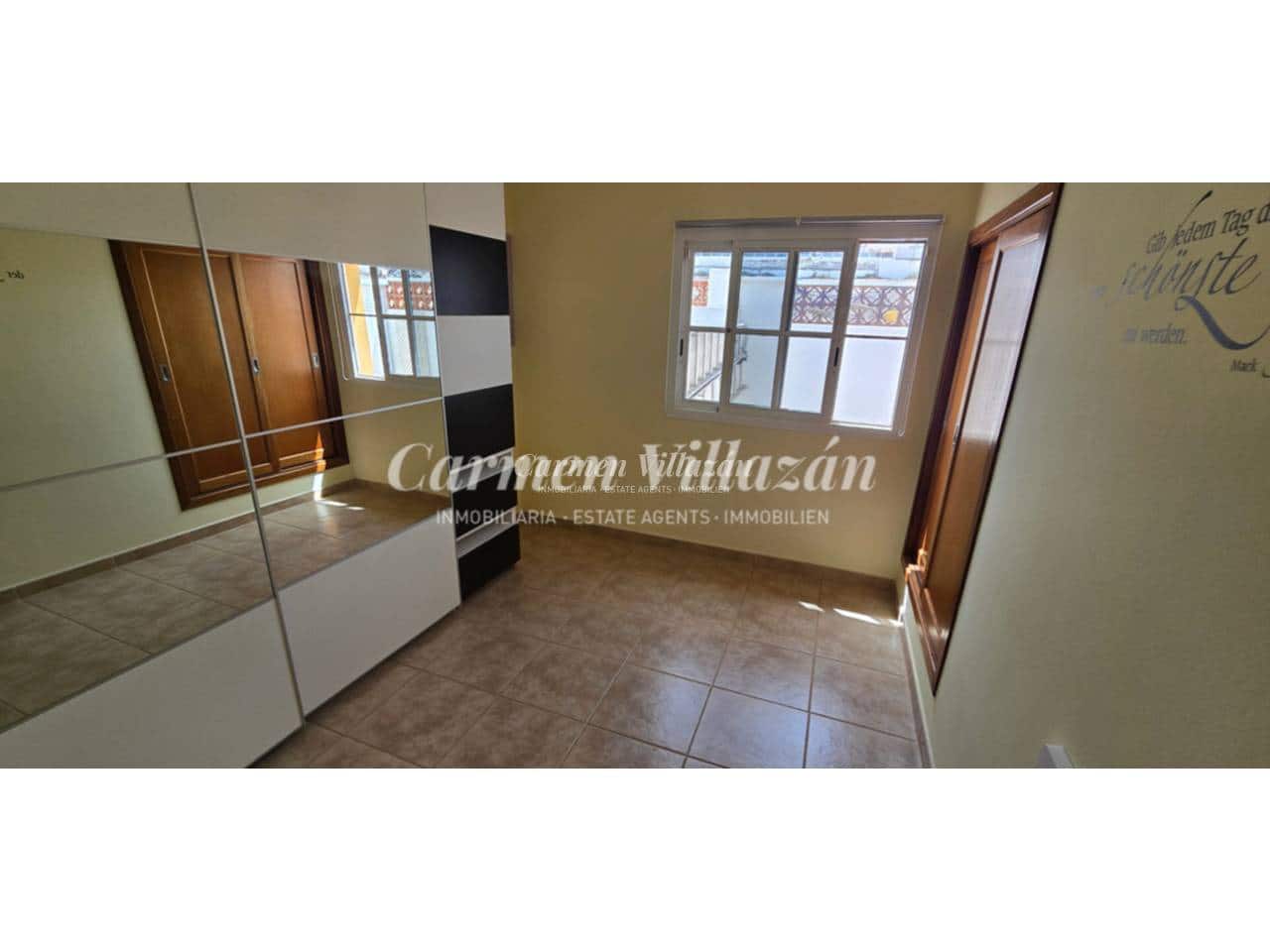 2 bedroom Bungalow for sale in Antigua with pool garage - € 287,000 (Ref: 9790039)