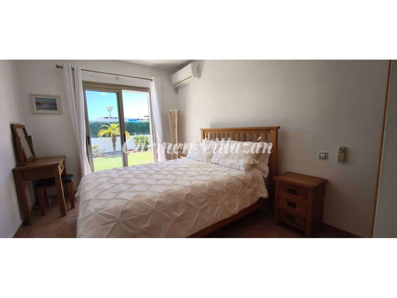 3 slaapkamer Villa te koop in Caleta de Fuste met zwembad garage - € 495.000 (Ref: 9819755)