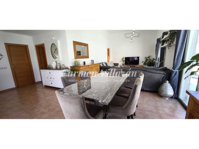 3 Zimmer Villa zu verkaufen in Caleta de Fuste, Antigua mit Pool Garage - 495.000 € (Ref: 9819755)