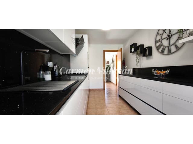 3 Zimmer Villa zu verkaufen in Caleta de Fuste, Antigua mit Pool Garage - 495.000 € (Ref: 9819755)