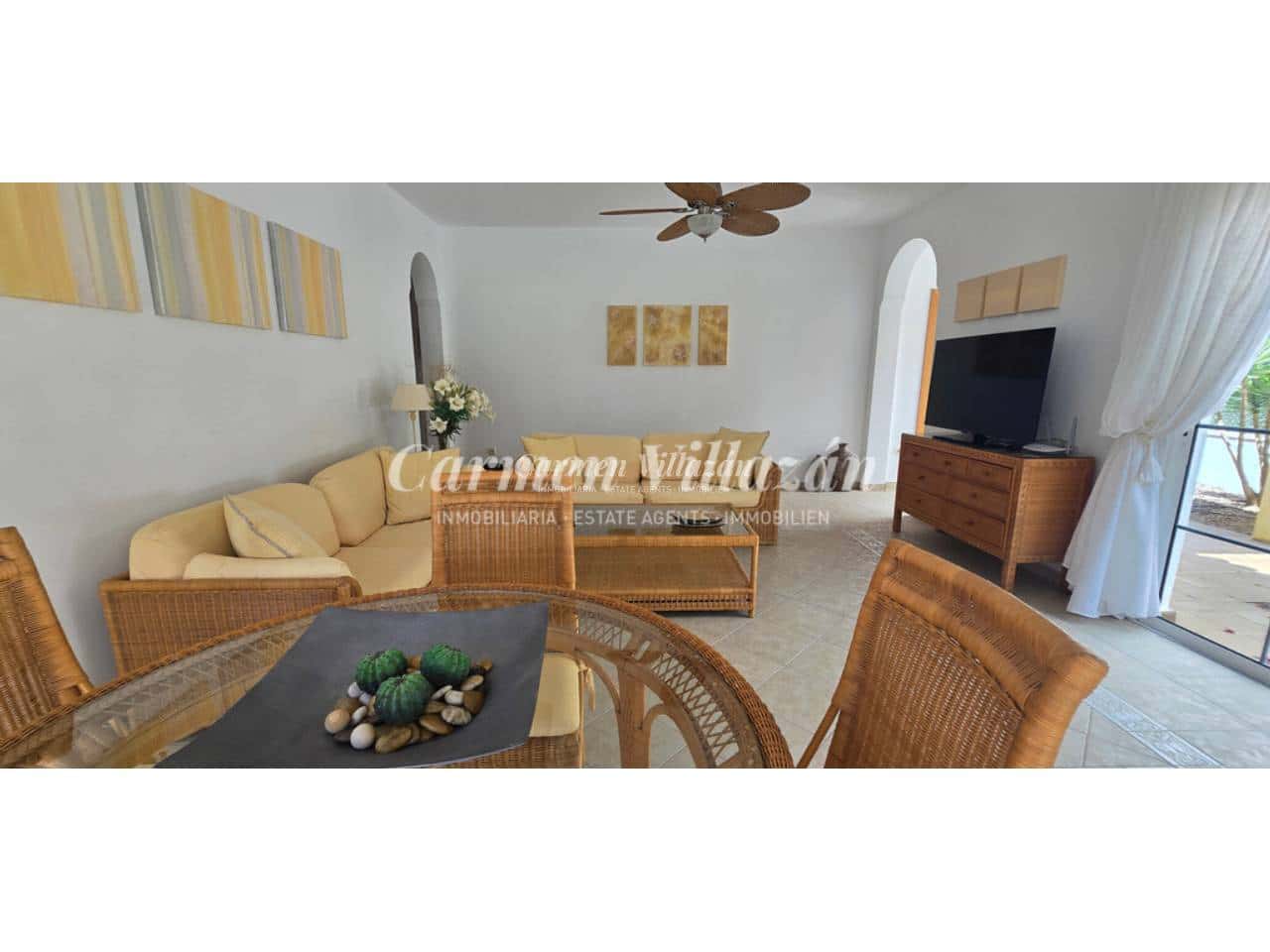 4 soverom Villa til salgs i Caleta de Fuste med svømmebasseng garasje - € 499 000 (Ref: 9828171)
