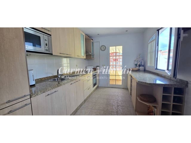 Chalet de 4 habitaciones en Caleta de Fuste, Antigua en venta con piscina garaje - 499.000 € (Ref: 9828171)