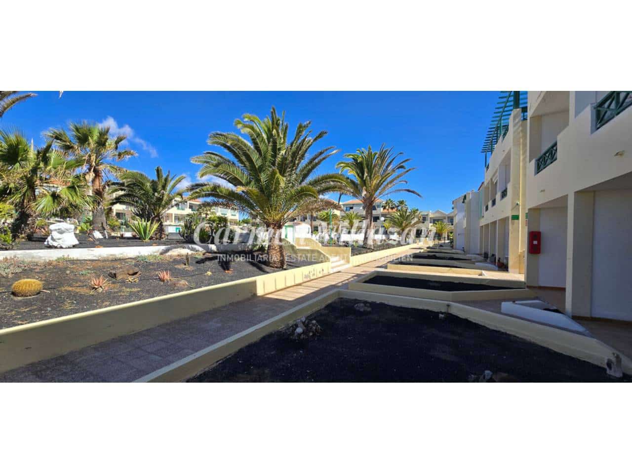 1 bedroom Apartment for sale in Costa de Antigua with pool - € 118,000 (Ref: 9844711)