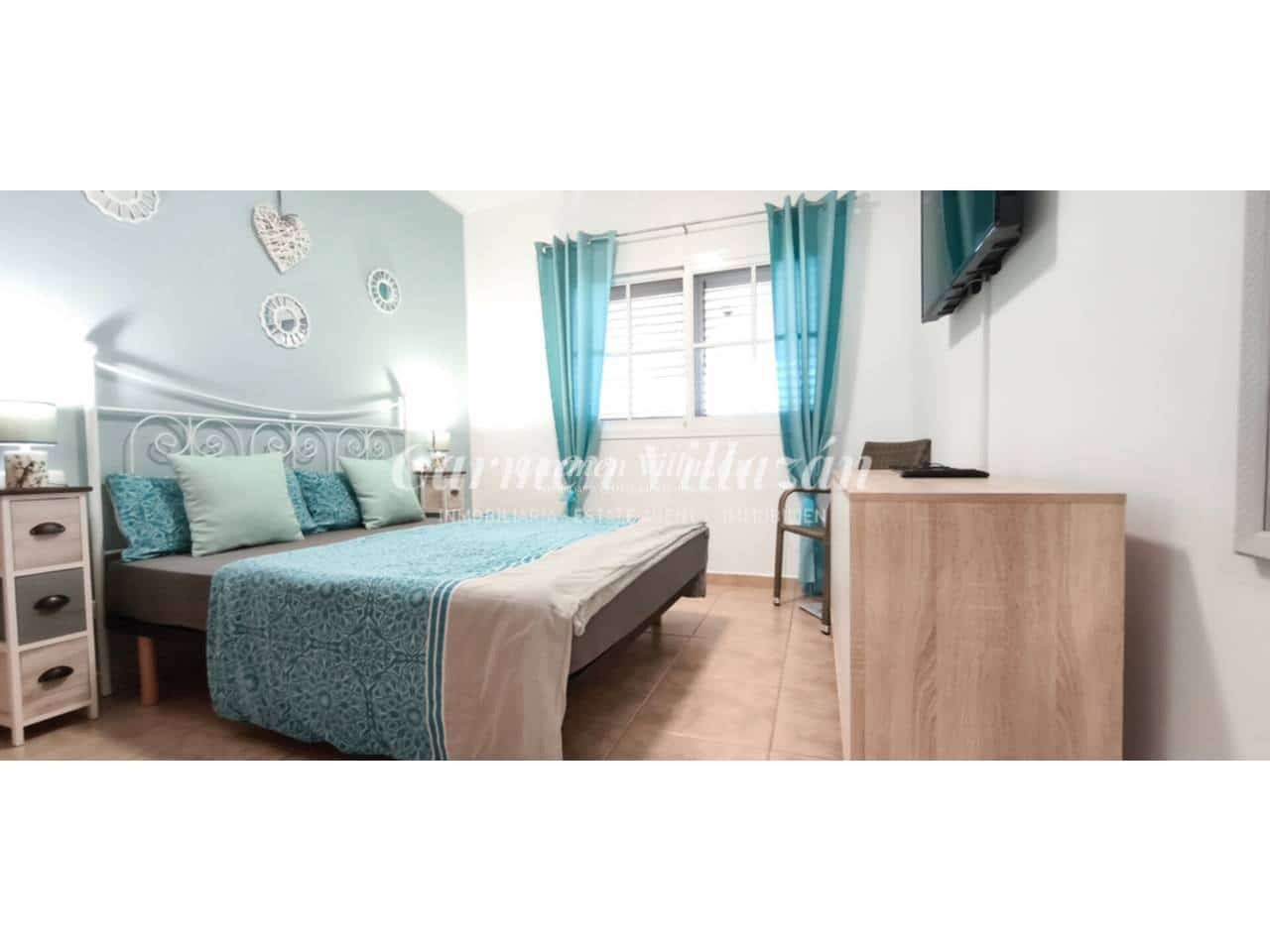 2 slaapkamer Bungalow te koop in Caleta de Fuste met zwembad - € 289.000 (Ref: 9858989)