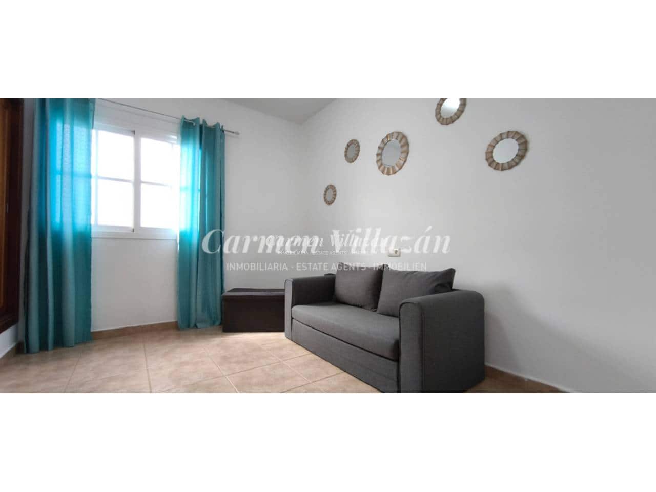 2 slaapkamer Bungalow te koop in Caleta de Fuste met zwembad - € 289.000 (Ref: 9858989)