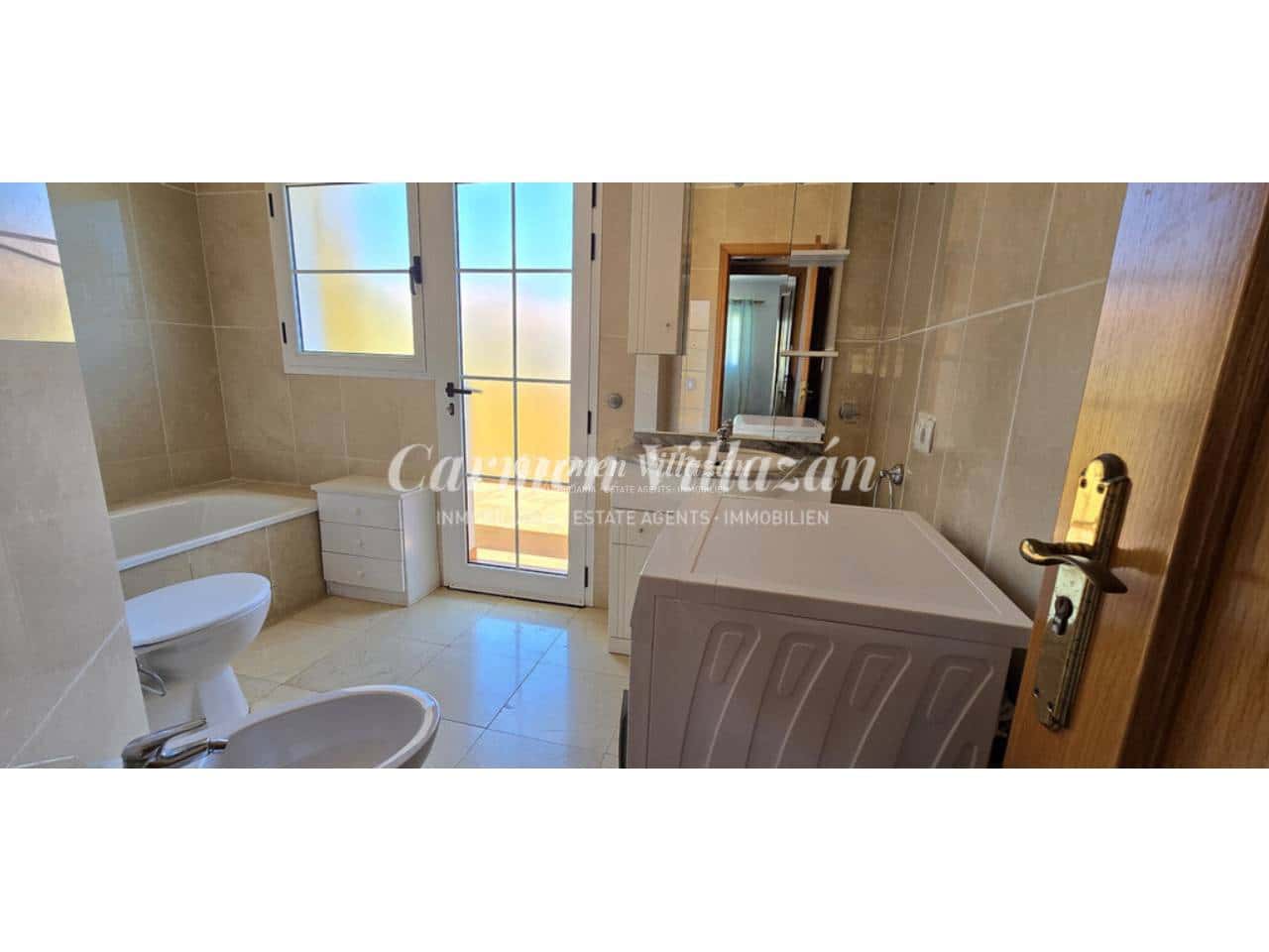 3 soveværelse Lejlighed til salg i Costa de Antigua med swimmingpool garage - € 180.000 (Ref: 9872856)