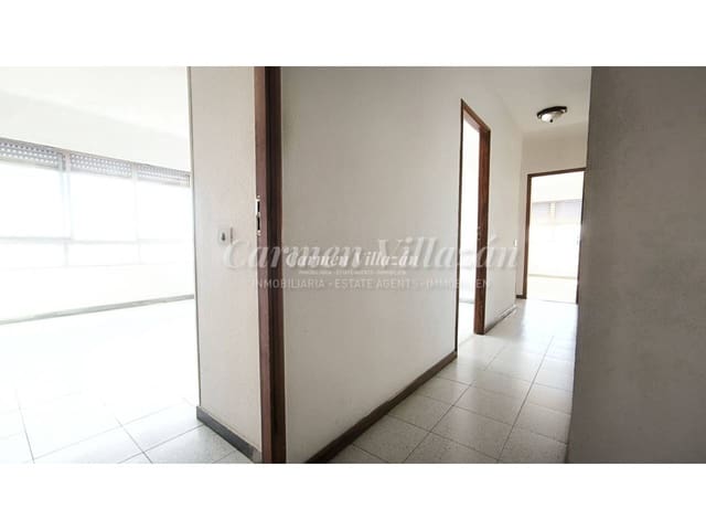 4 slaapkamer Flat te koop in Puerto del Rosario - € 250.000 (Ref: 9877771)