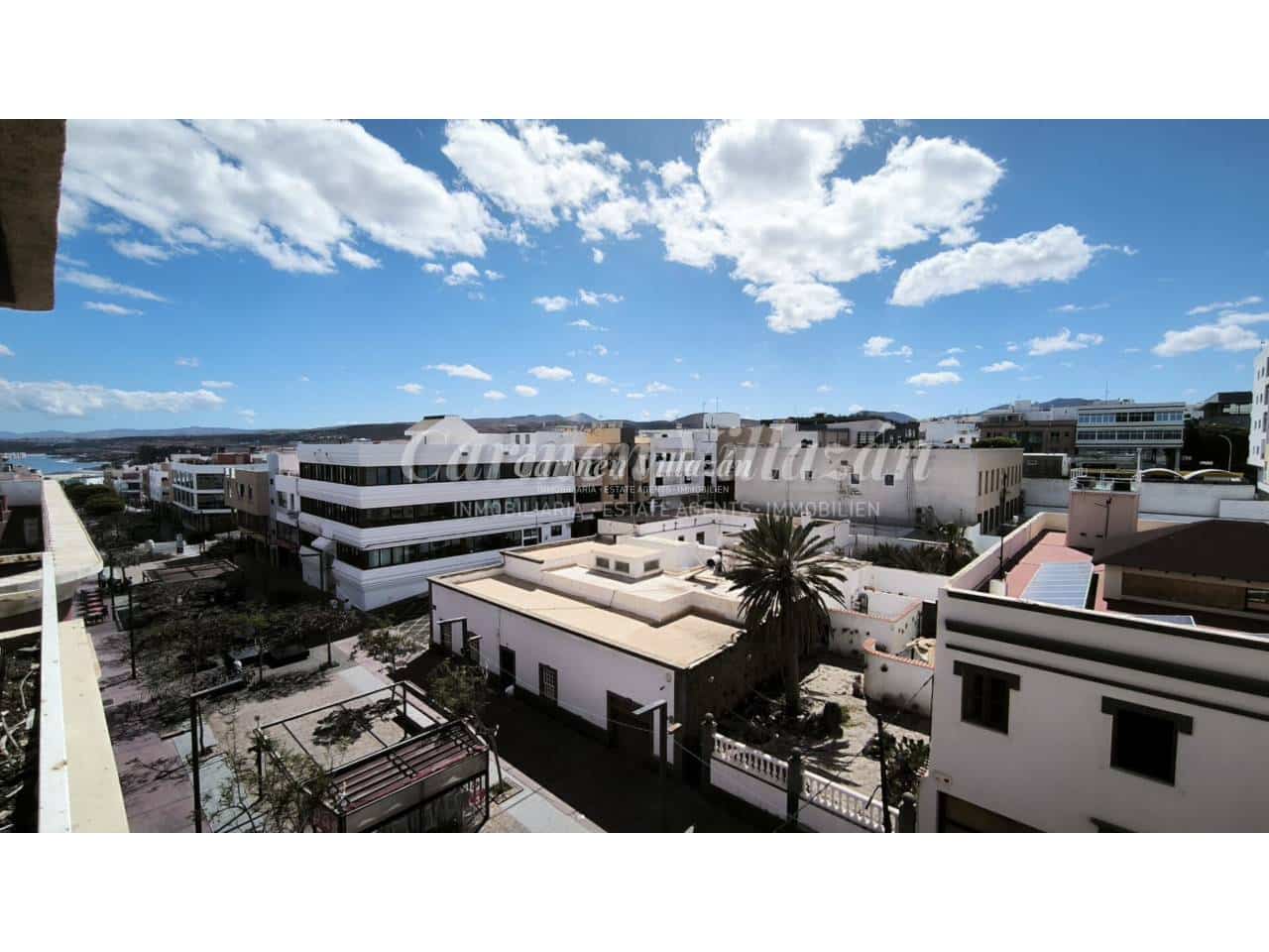 Piso de 4 habitaciones en Puerto del Rosario en venta - 250.000 € (Ref: 9877771)