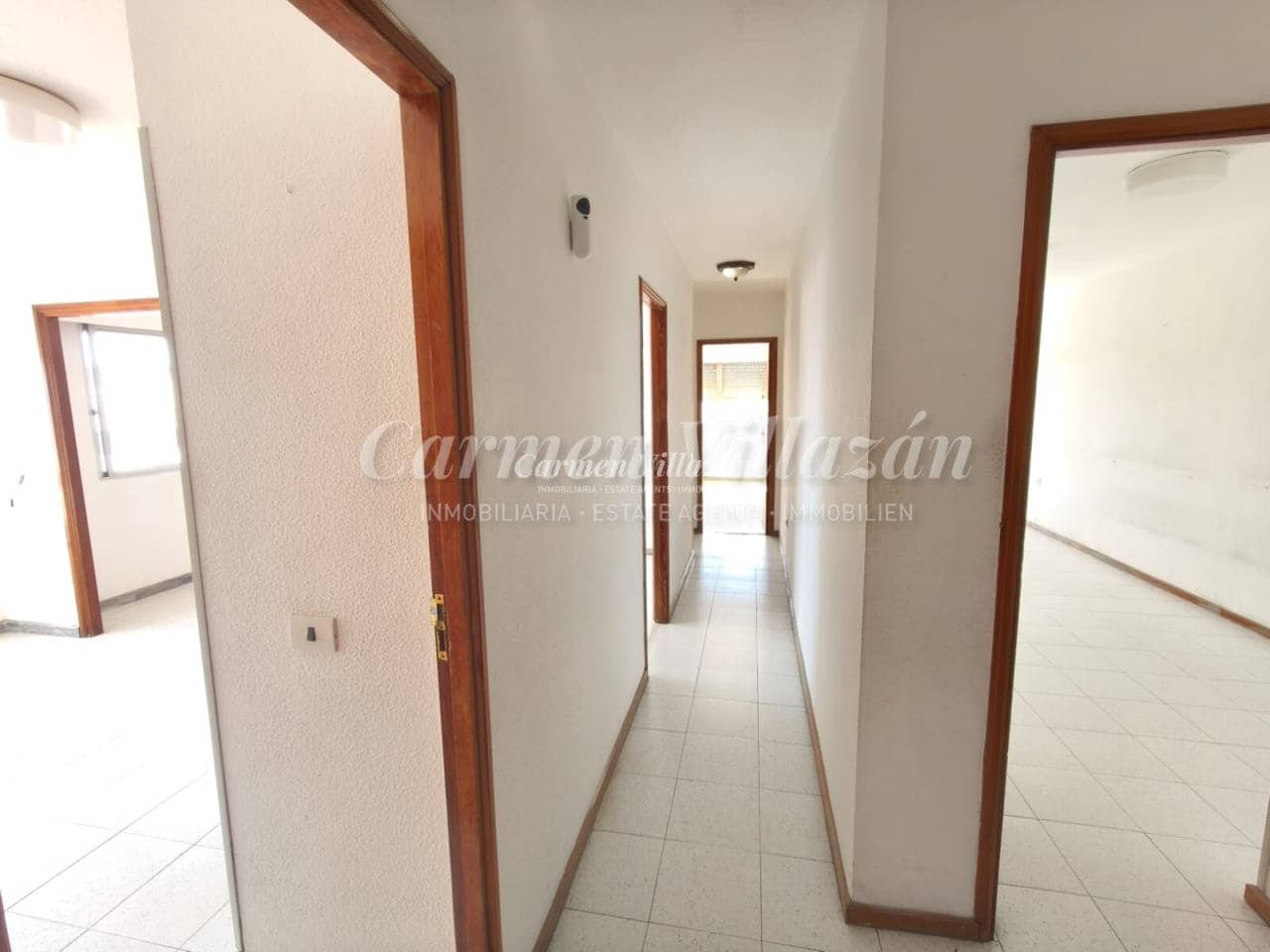 Piso de 4 habitaciones en Puerto del Rosario en venta - 250.000 € (Ref: 9877771)