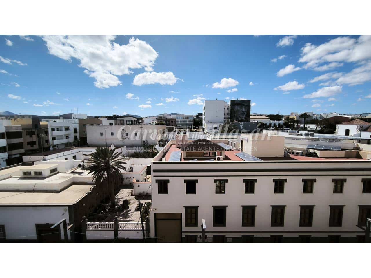 Piso de 4 habitaciones en Puerto del Rosario en venta - 250.000 € (Ref: 9877771)