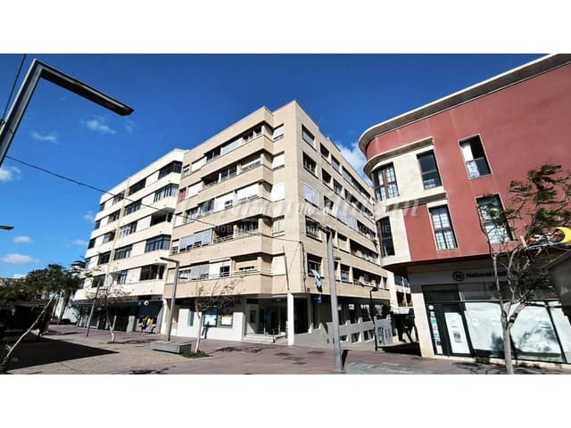 4 slaapkamer Flat te koop in Puerto del Rosario - € 250.000 (Ref: 9877771)