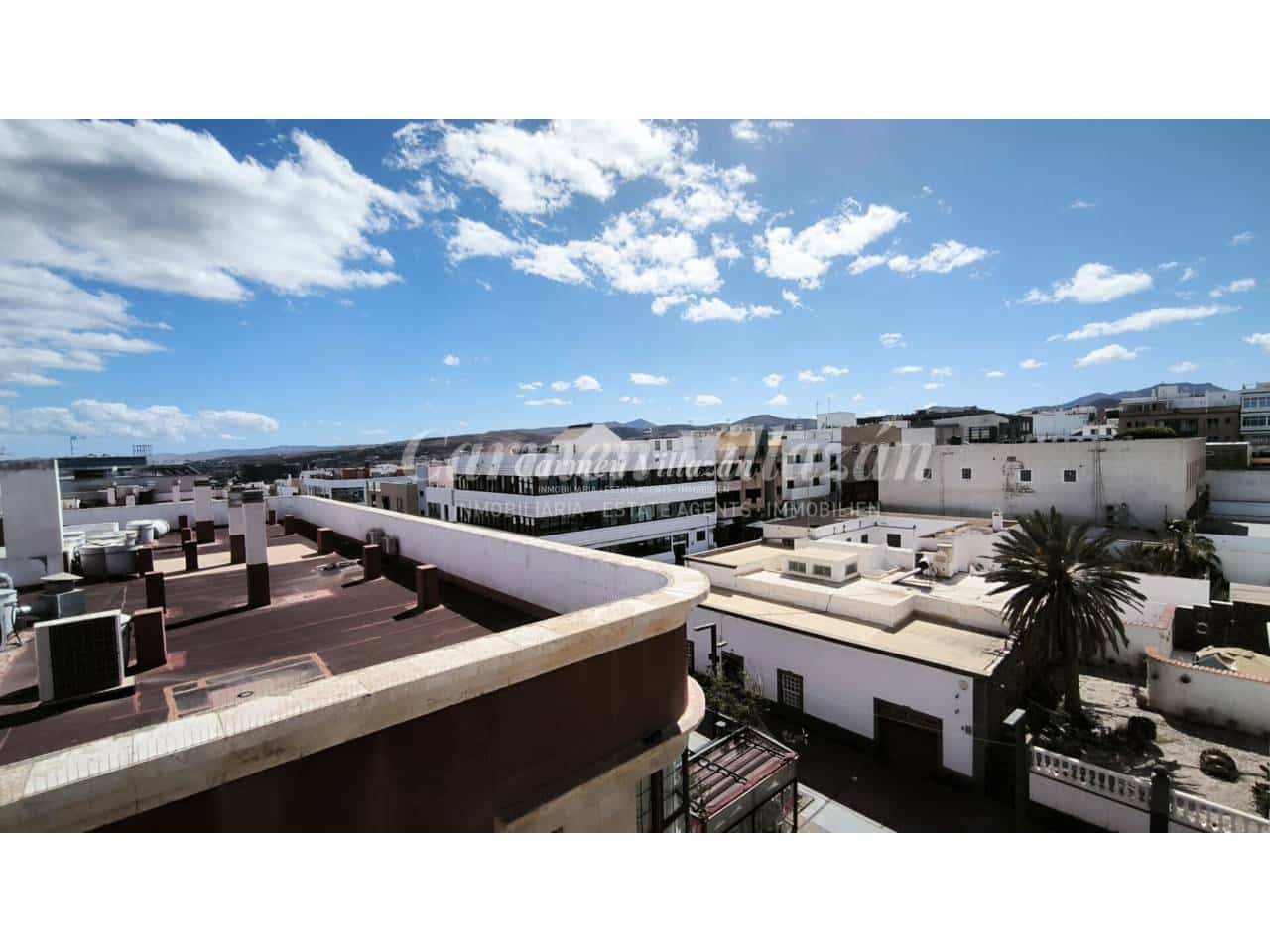 Piso de 4 habitaciones en Puerto del Rosario en venta - 250.000 € (Ref: 9877771)