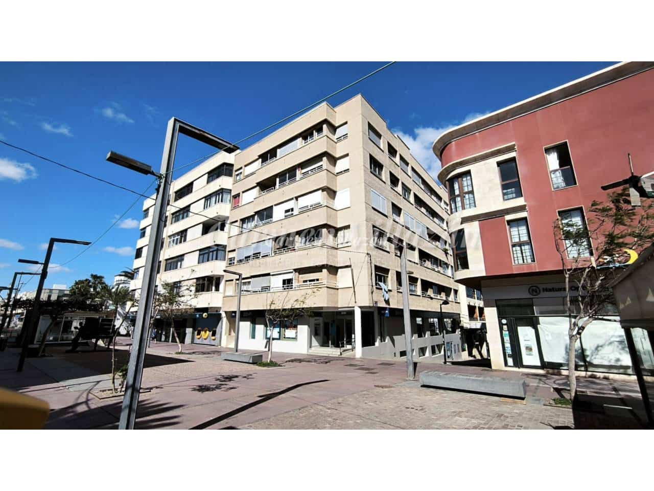 Piso de 4 habitaciones en Puerto del Rosario en venta - 250.000 € (Ref: 9877771)