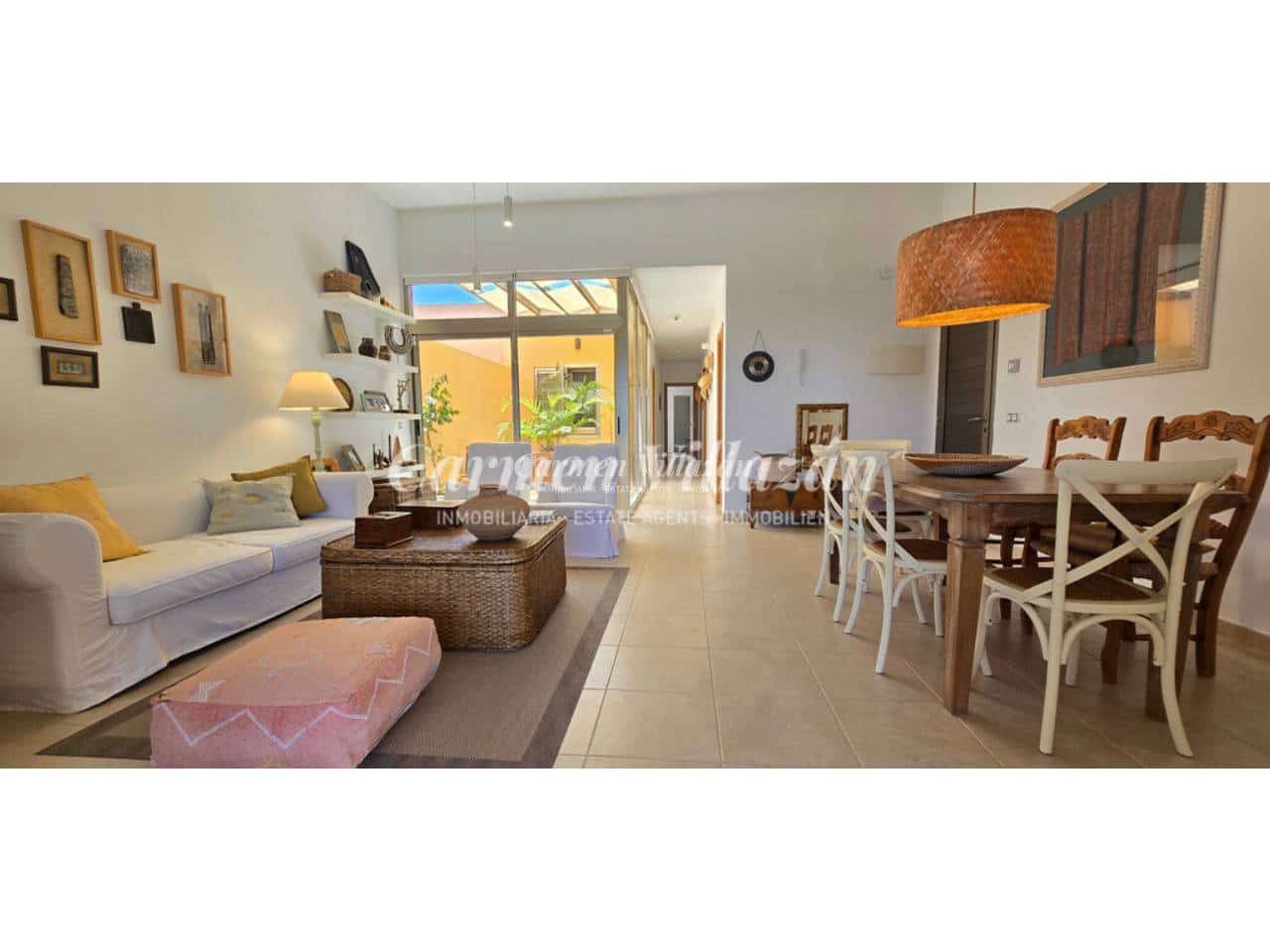 3 chambre Villa/Maison à vendre à Caleta de Fuste avec piscine garage - 450 000 € (Ref: 9945014)
