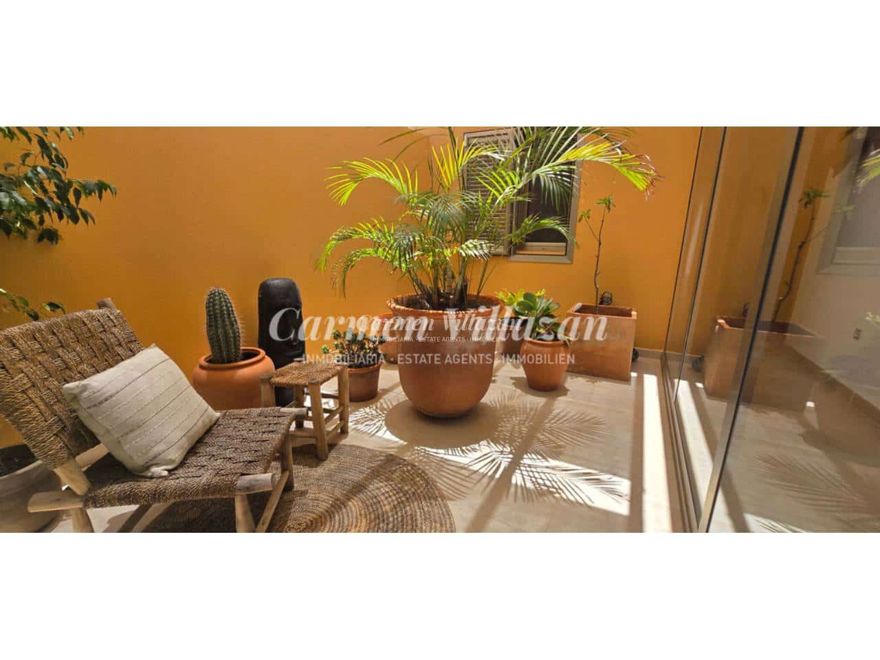 3 chambre Villa/Maison à vendre à Caleta de Fuste avec piscine garage - 450 000 € (Ref: 9945014)